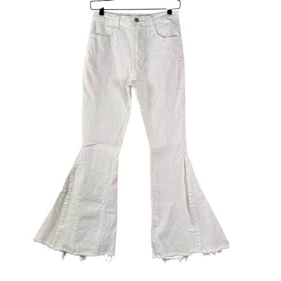 Wisteria Lane White Flared Bell Leg Raw Hem Denim Pants Mid Rise Retro Size M - Picture 2 of 12